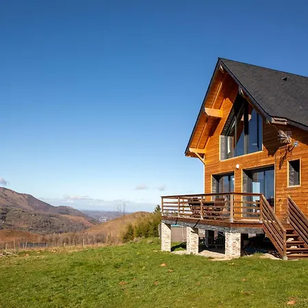 شاليه Dans Les Hautes- Pyrenees Entre Lourdes Et Bagneres Calme Et Vue Magnifique *
