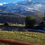 Dans Les Hautes- Pyrenees Entre Lourdes Et Bagneres Calme Et Vue Magnifique Шале