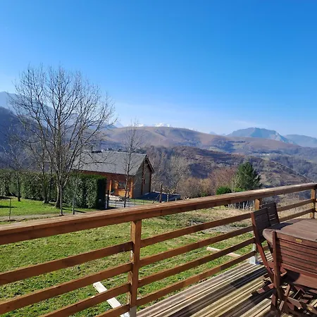 Dans Les Hautes- Pyrenees Entre Lourdes Et Bagneres Calme Et Vue Magnifique Chalé Arrodets-ez-Angles