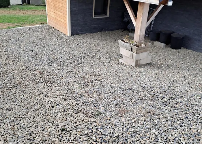 Dans Les Hautes- Pyrenees Entre Lourdes Et Bagneres Calme Et Vue Magnifique *