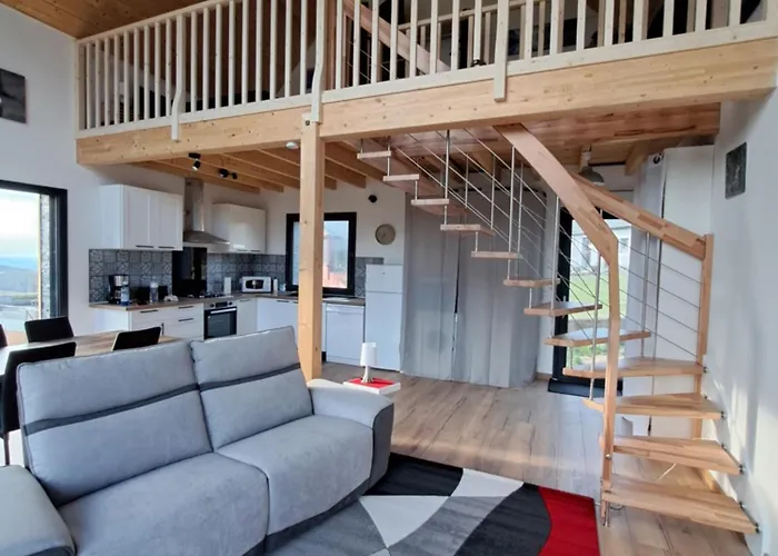 Dans Les Hautes- Pyrenees Entre Lourdes Et Bagneres Calme Et Vue Magnifique *